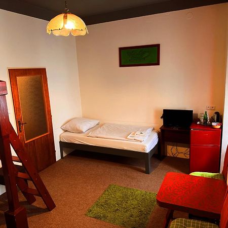 Pension Alfa & Whisky Pub Tabor Bagian luar foto